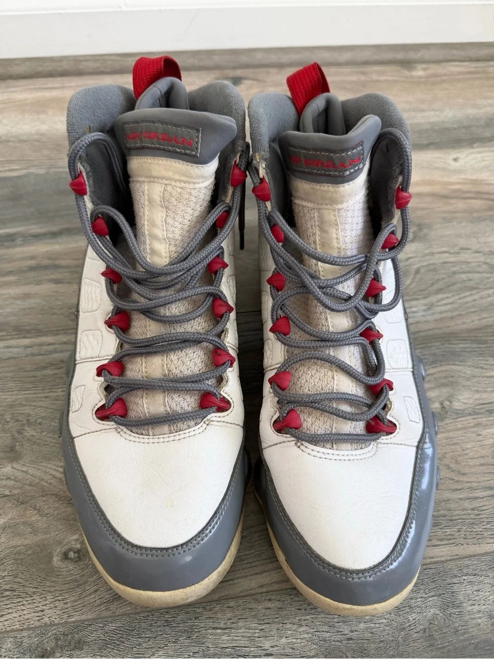 Nike Air Jordan 9 Retro GS White Fire Red Cool Grey Men’s Sneakers size 10